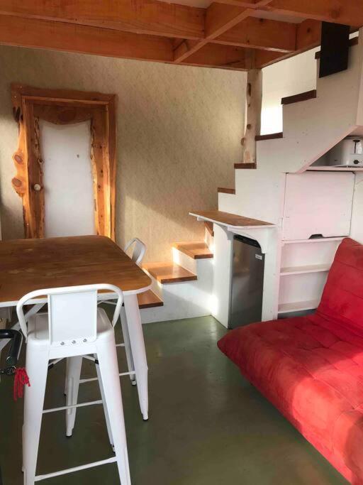 Preciosa Mini-casa-bote Bien Ubicada Y Linda Vista * Buchupureo