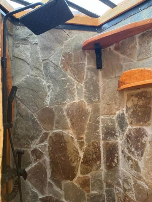 Preciosa Mini-casa-bote Bien Ubicada Y Linda Vista Villa Buchupureo